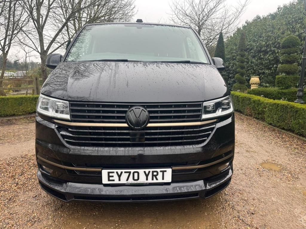 VOLKSWAGEN CARAVELLE