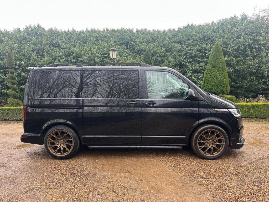 VOLKSWAGEN CARAVELLE