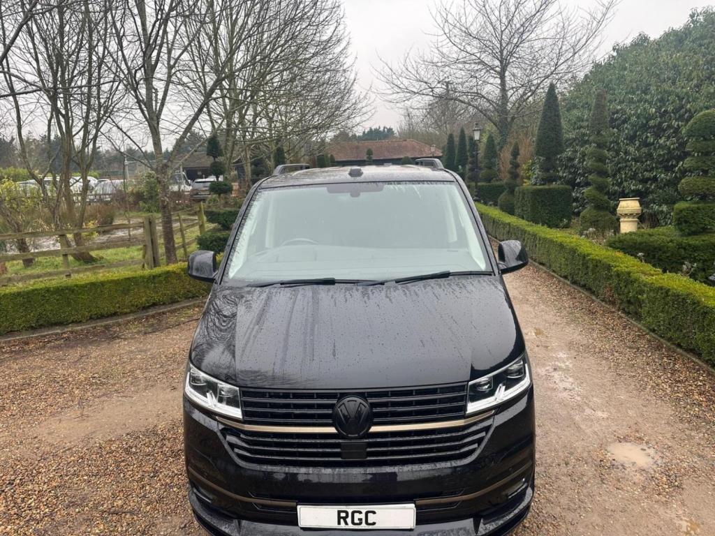 VOLKSWAGEN CARAVELLE