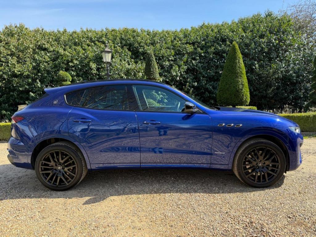 MASERATI LEVANTE