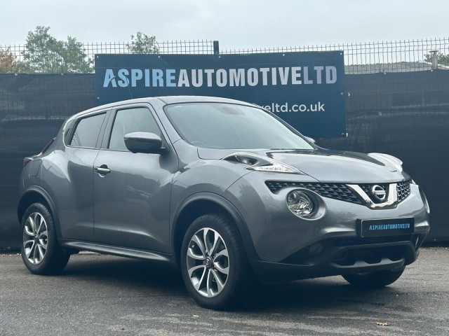NISSAN JUKE 1.6 Tekna XTRON Euro 6 5dr