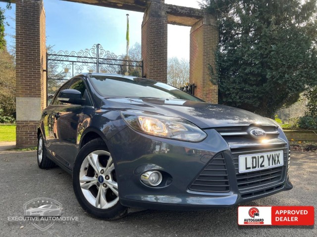 FORD FOCUS 1.0 T EcoBoost Zetec