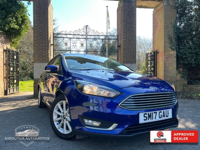 FORD FOCUS 1.0 T EcoBoost Titanium