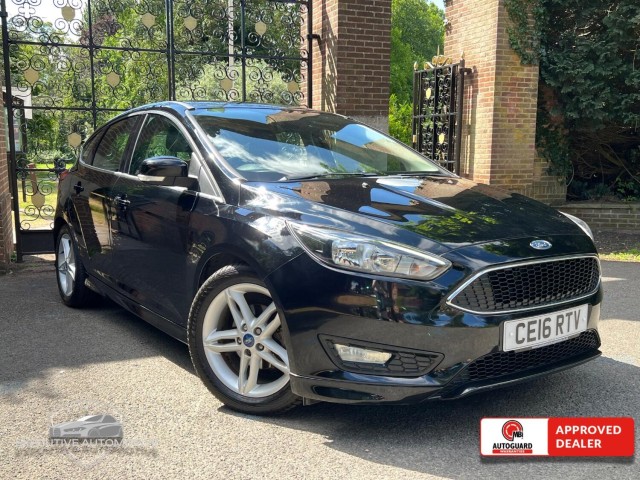 FORD FOCUS 1.0 T EcoBoost Zetec S