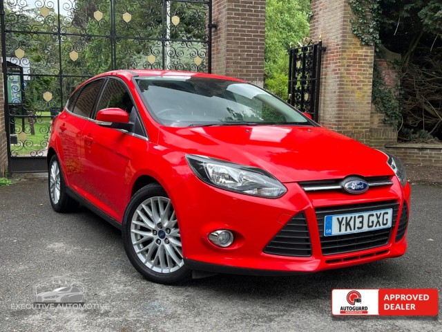 FORD FOCUS 1.0 T EcoBoost Zetec