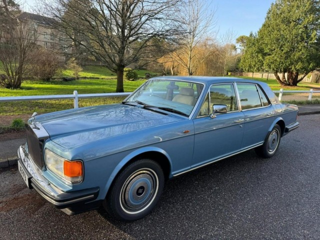 ROLLS-ROYCE SILVER SPIRIT