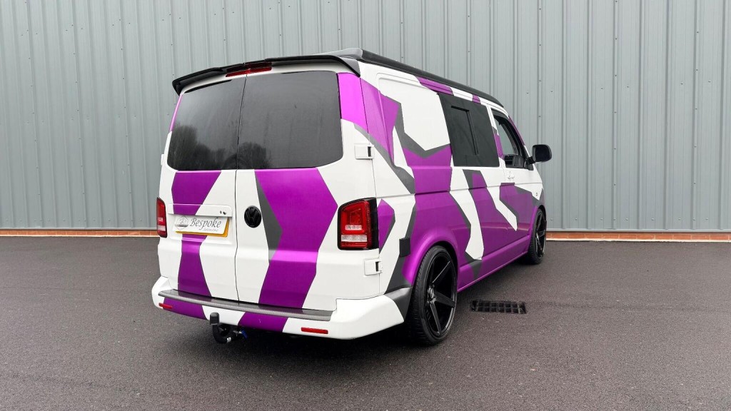 VOLKSWAGEN TRANSPORTER