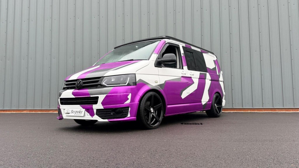 VOLKSWAGEN TRANSPORTER