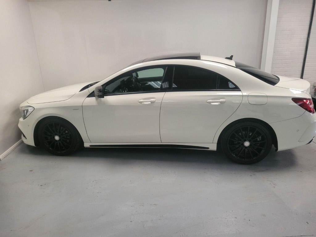 MERCEDES-BENZ CLA