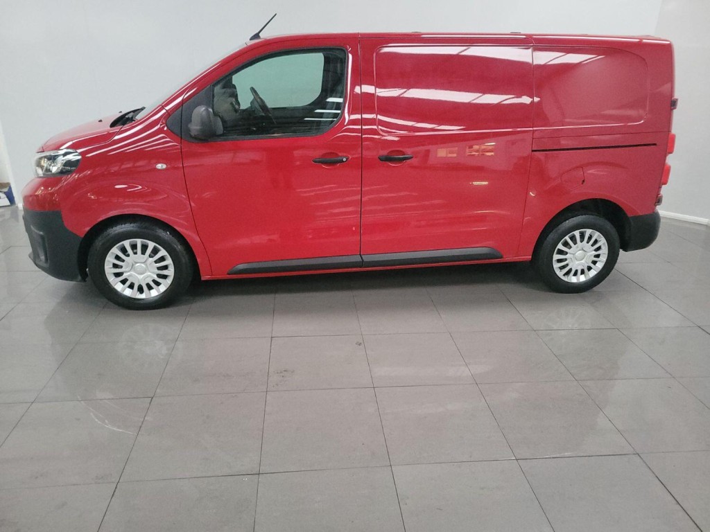 TOYOTA PROACE