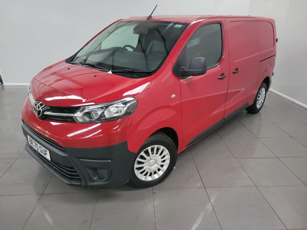 TOYOTA PROACE
