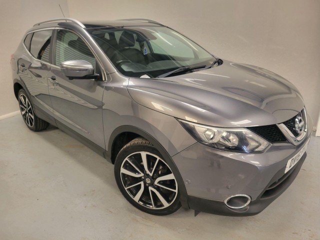NISSAN QASHQAI 1.5 dCi Tekna