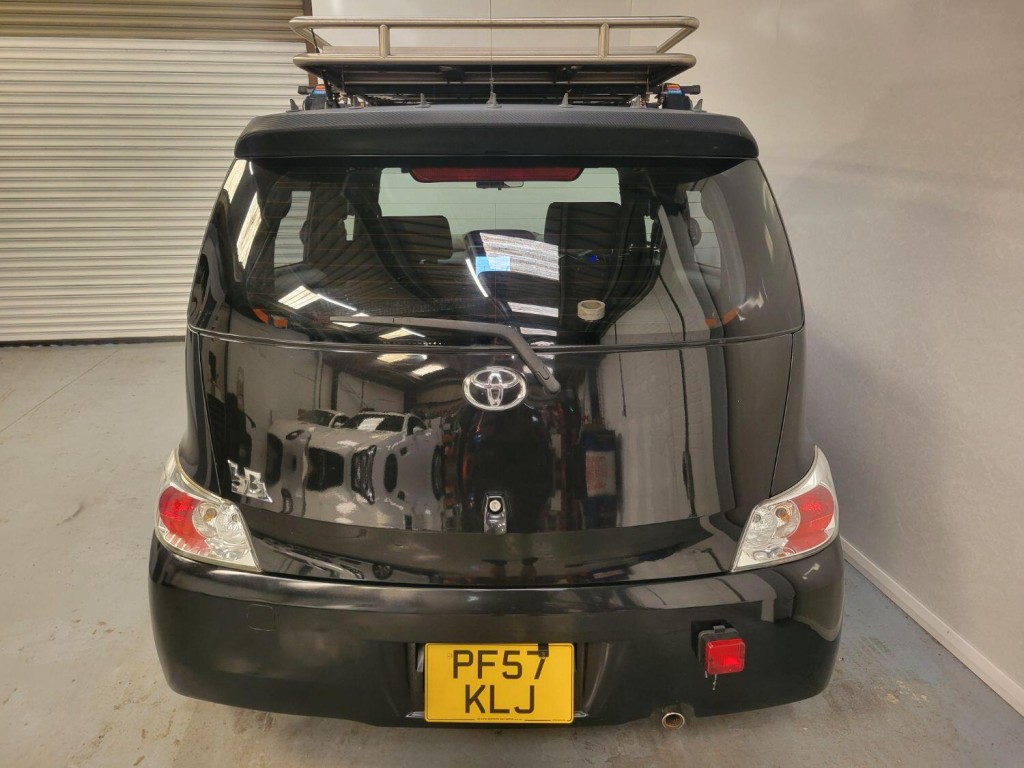 TOYOTA BB