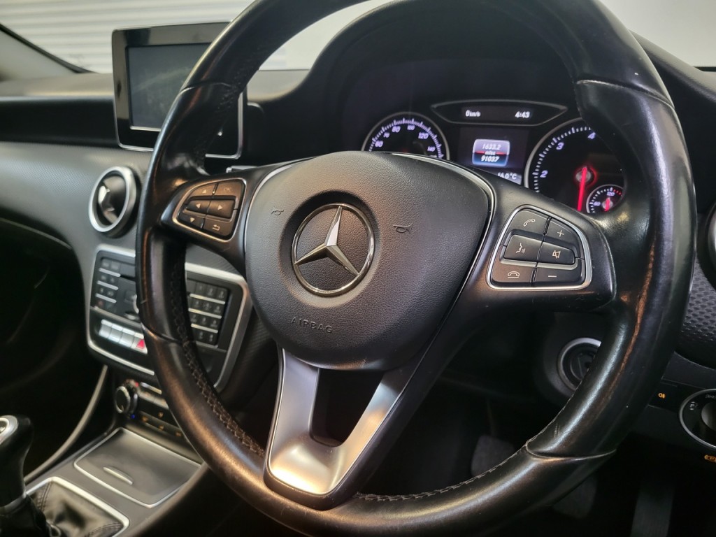 MERCEDES-BENZ A CLASS