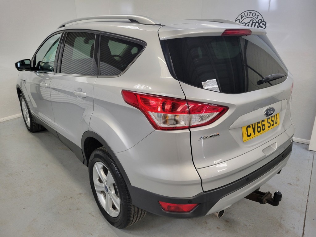 FORD KUGA