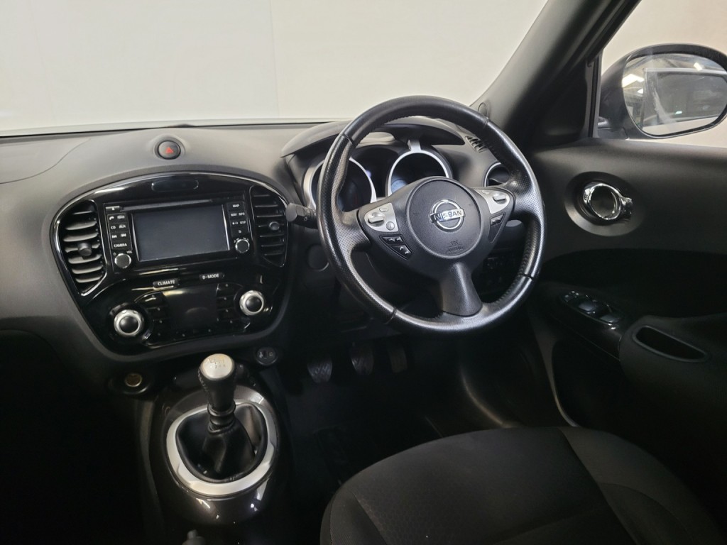 NISSAN JUKE