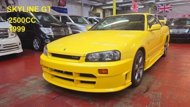 NISSAN SKYLINE