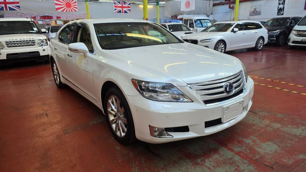 LEXUS LS