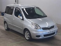 TOYOTA YARIS VERSO
