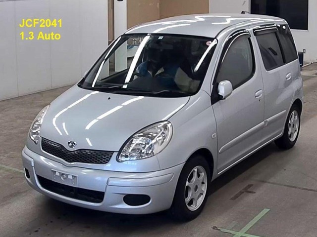 TOYOTA YARIS VERSO