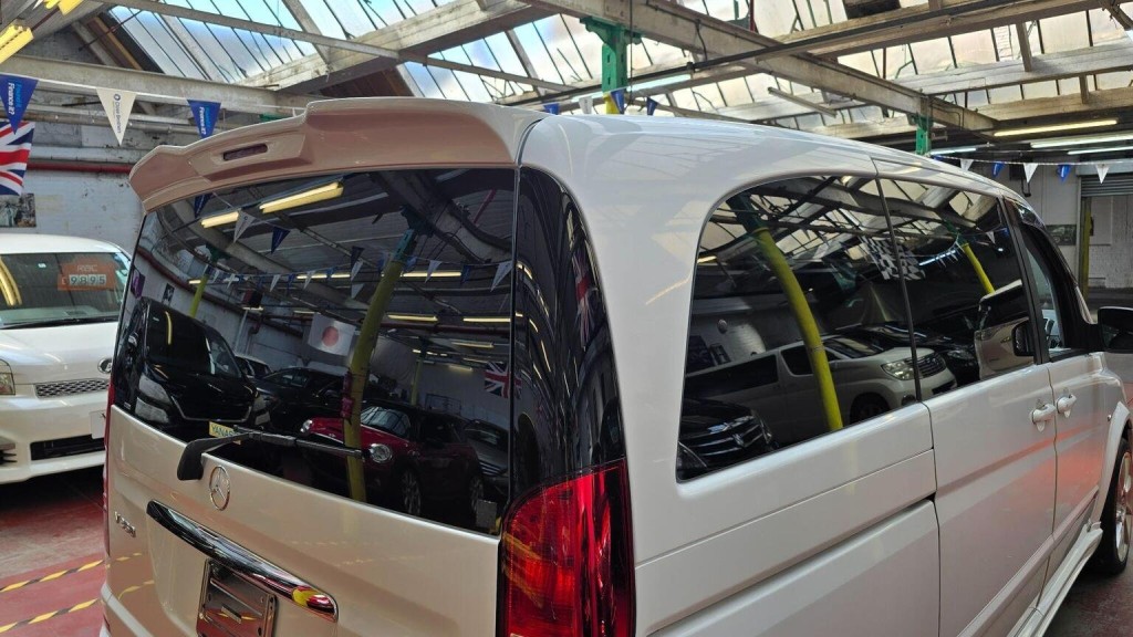 MERCEDES-BENZ V CLASS