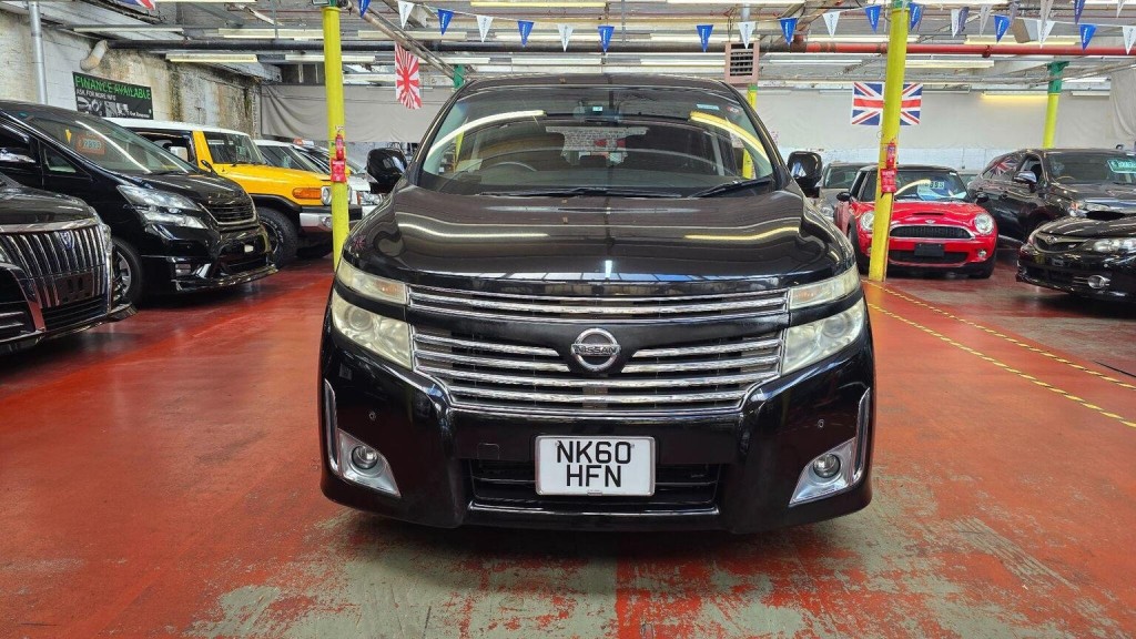 NISSAN ELGRAND