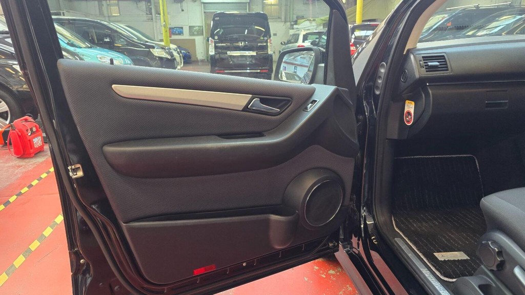 MERCEDES-BENZ B CLASS