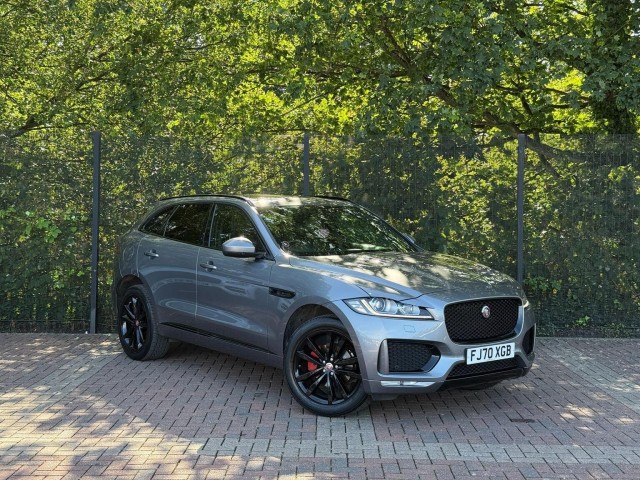 JAGUAR F-PACE