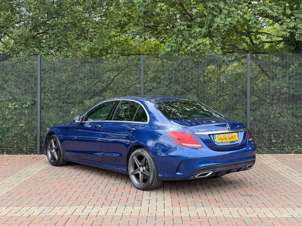 MERCEDES-BENZ C CLASS