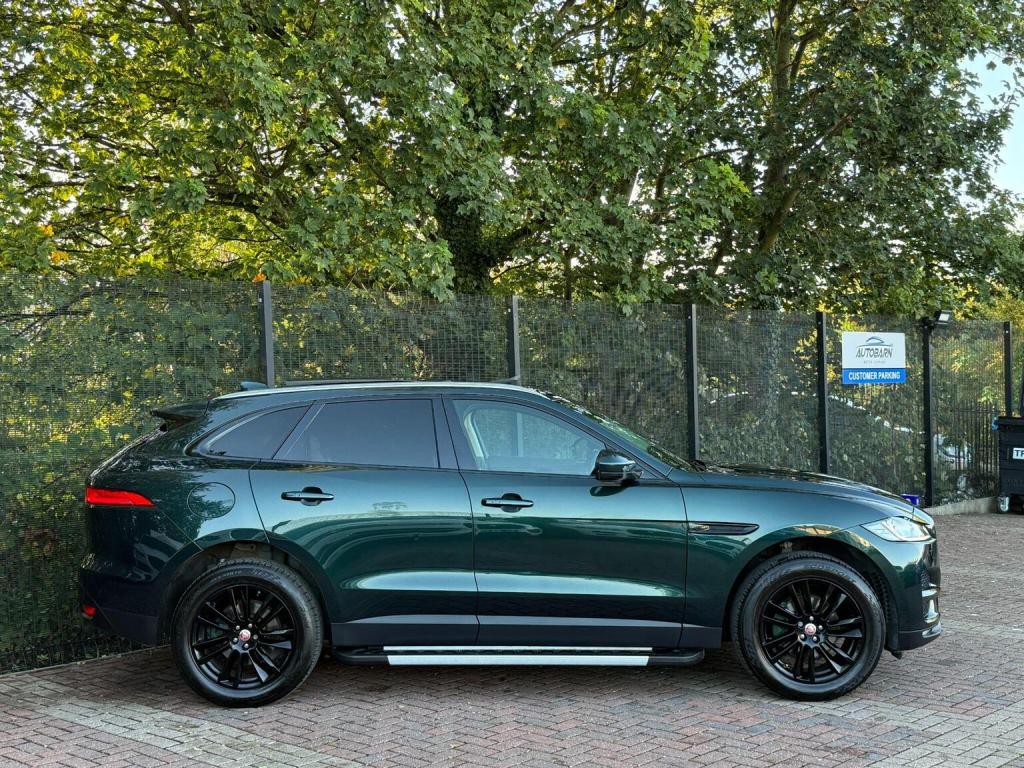 JAGUAR F-PACE