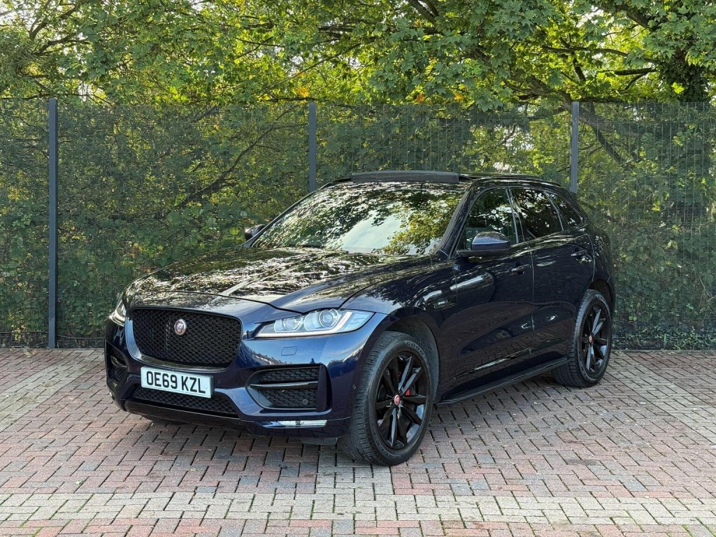 JAGUAR F-PACE