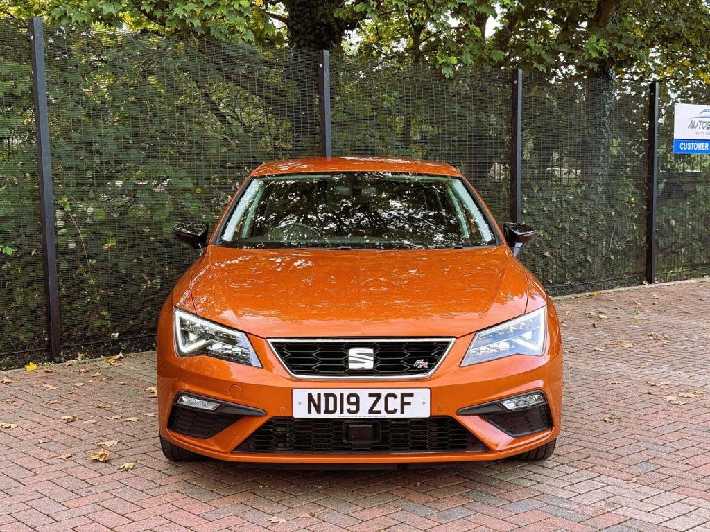 SEAT LEON