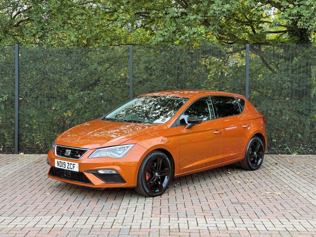 SEAT LEON