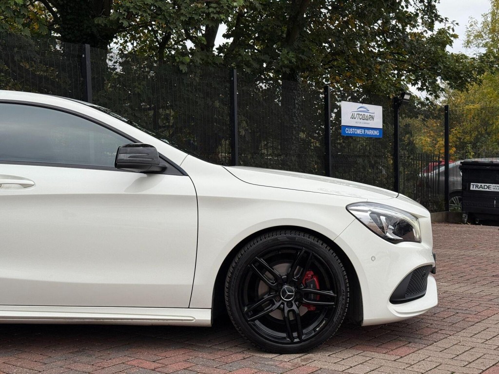 MERCEDES-BENZ CLA