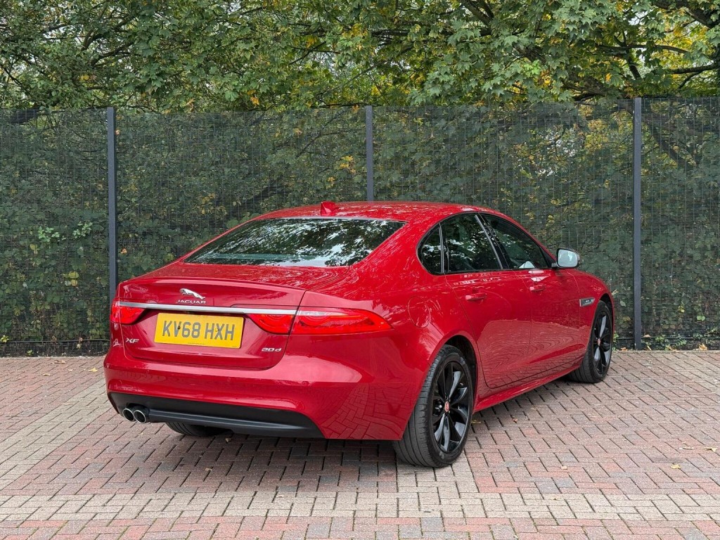 JAGUAR XF