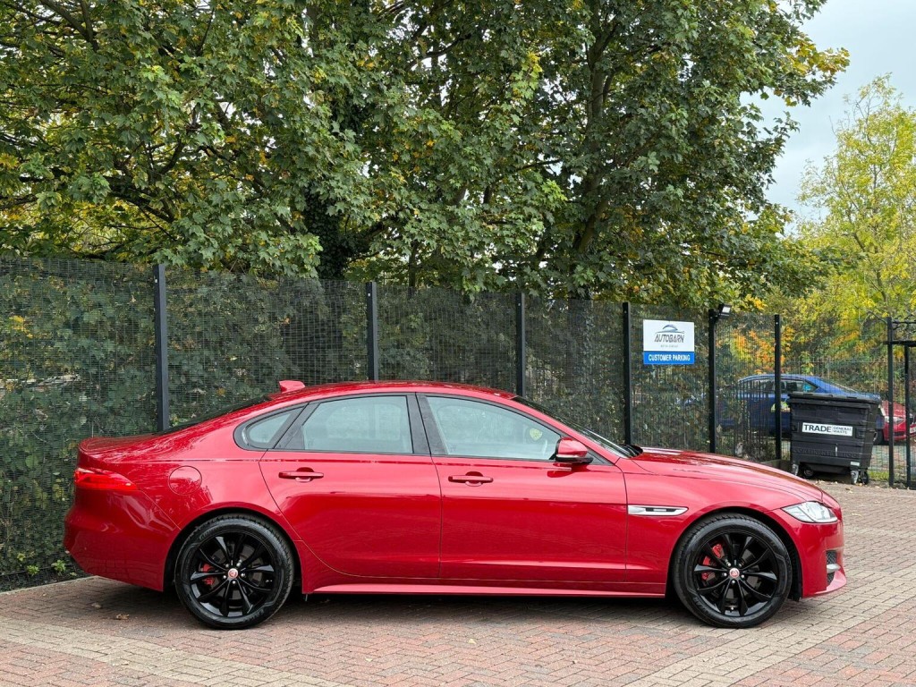 JAGUAR XF