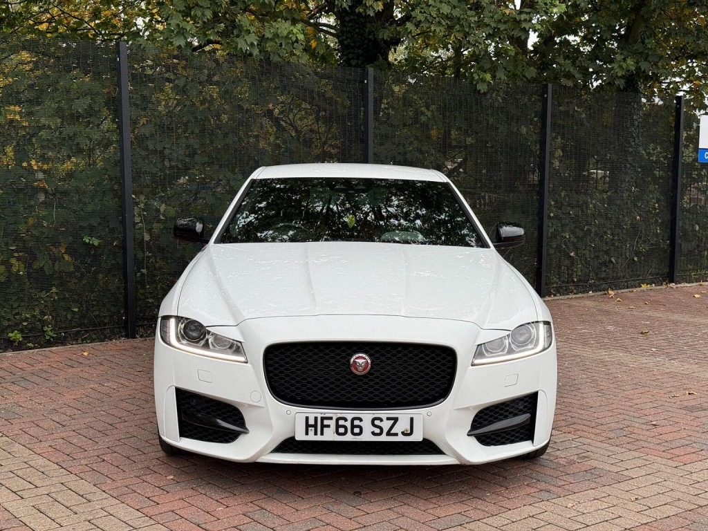 JAGUAR XF