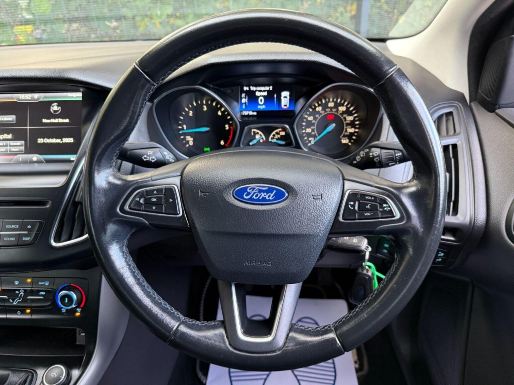 FORD FOCUS