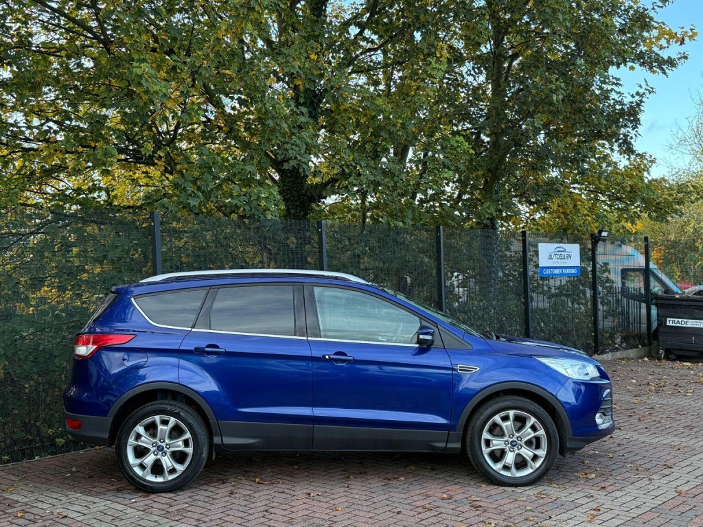FORD KUGA