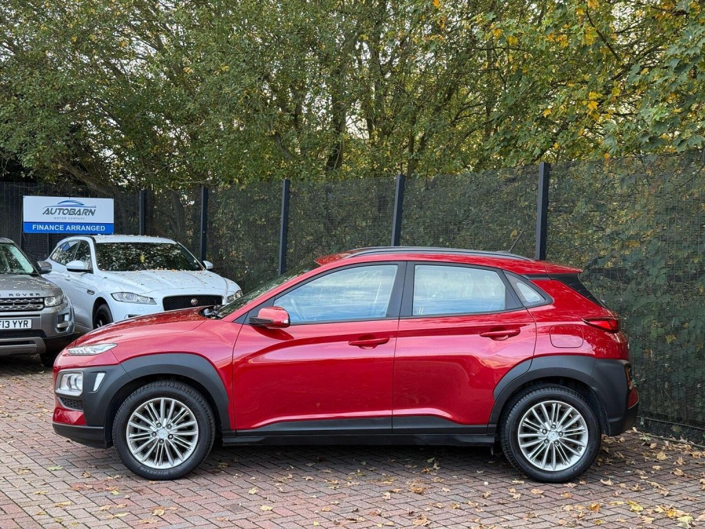 HYUNDAI KONA