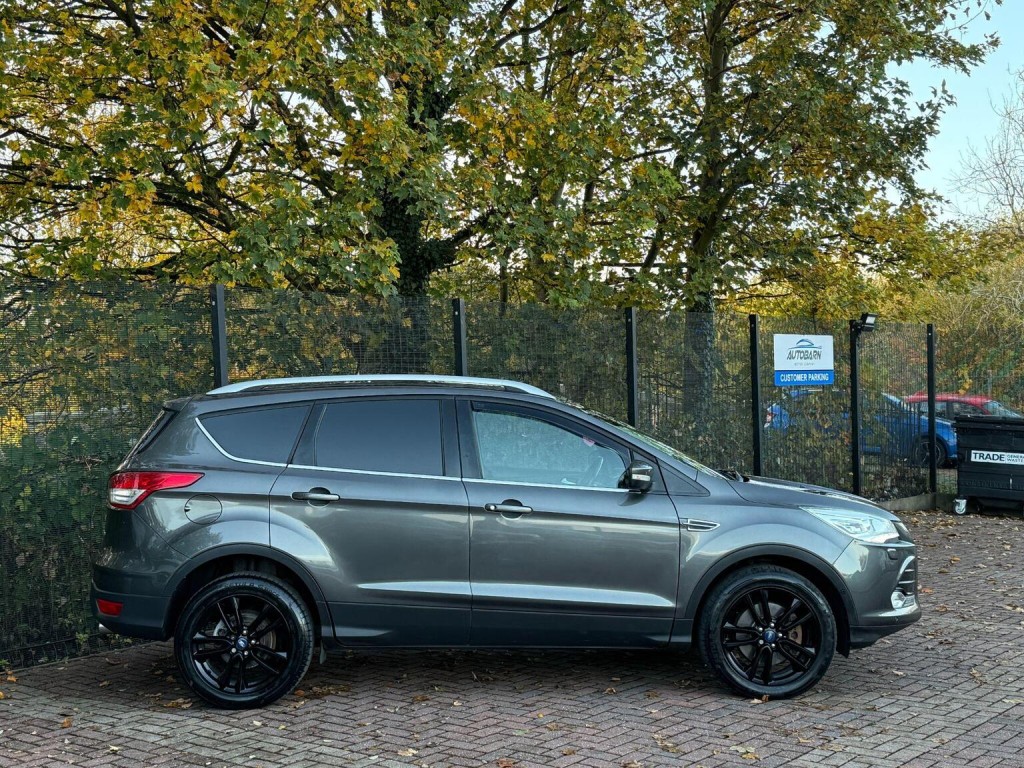 FORD KUGA