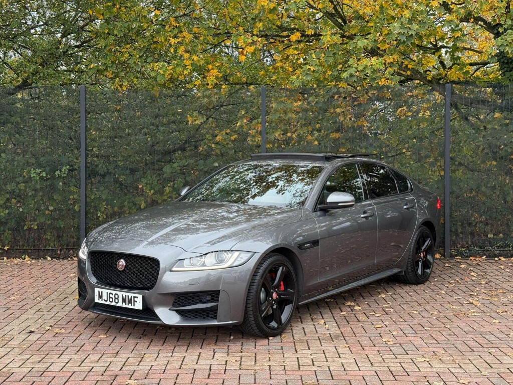 JAGUAR XF