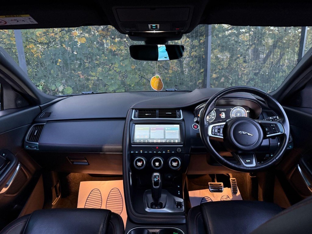 JAGUAR E-PACE
