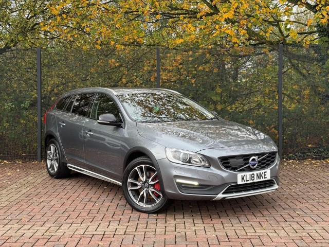 VOLVO V60 CROSS COUNTRY