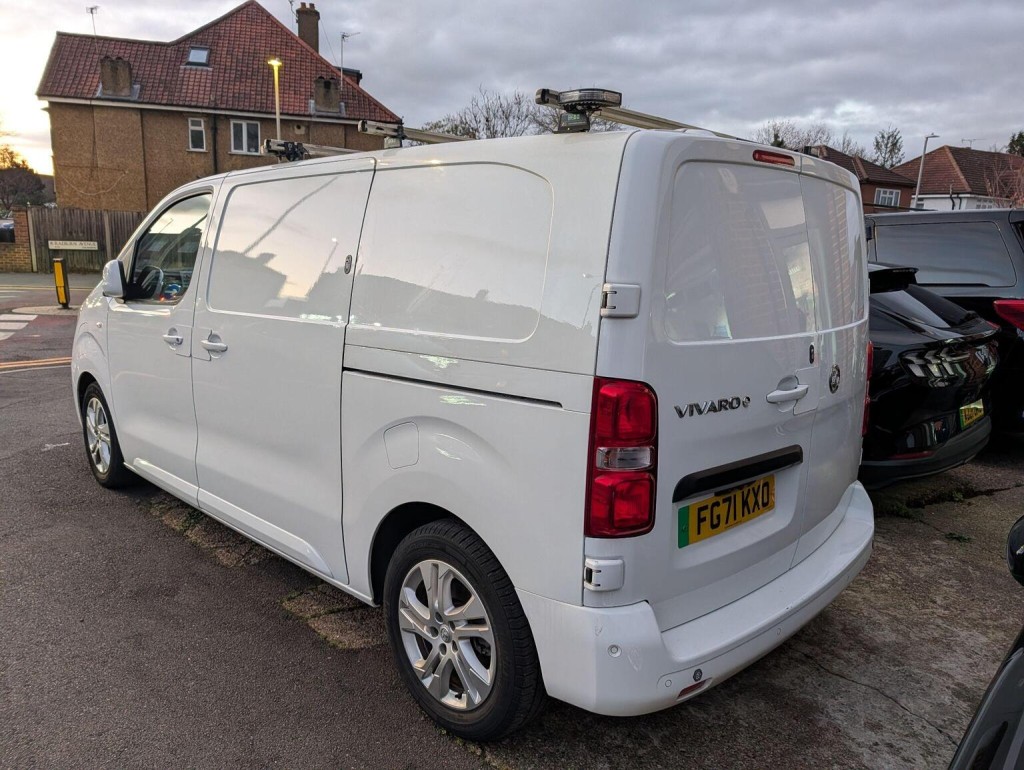 VAUXHALL VIVARO ELECTRIC